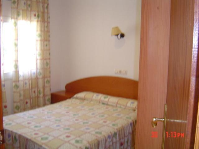 Apartamentos Famara Lloret de Mar Ruang foto