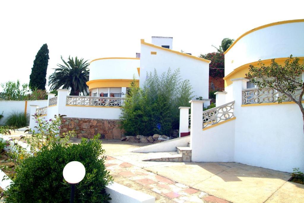 Apartamentos Famara Lloret de Mar Ruang foto