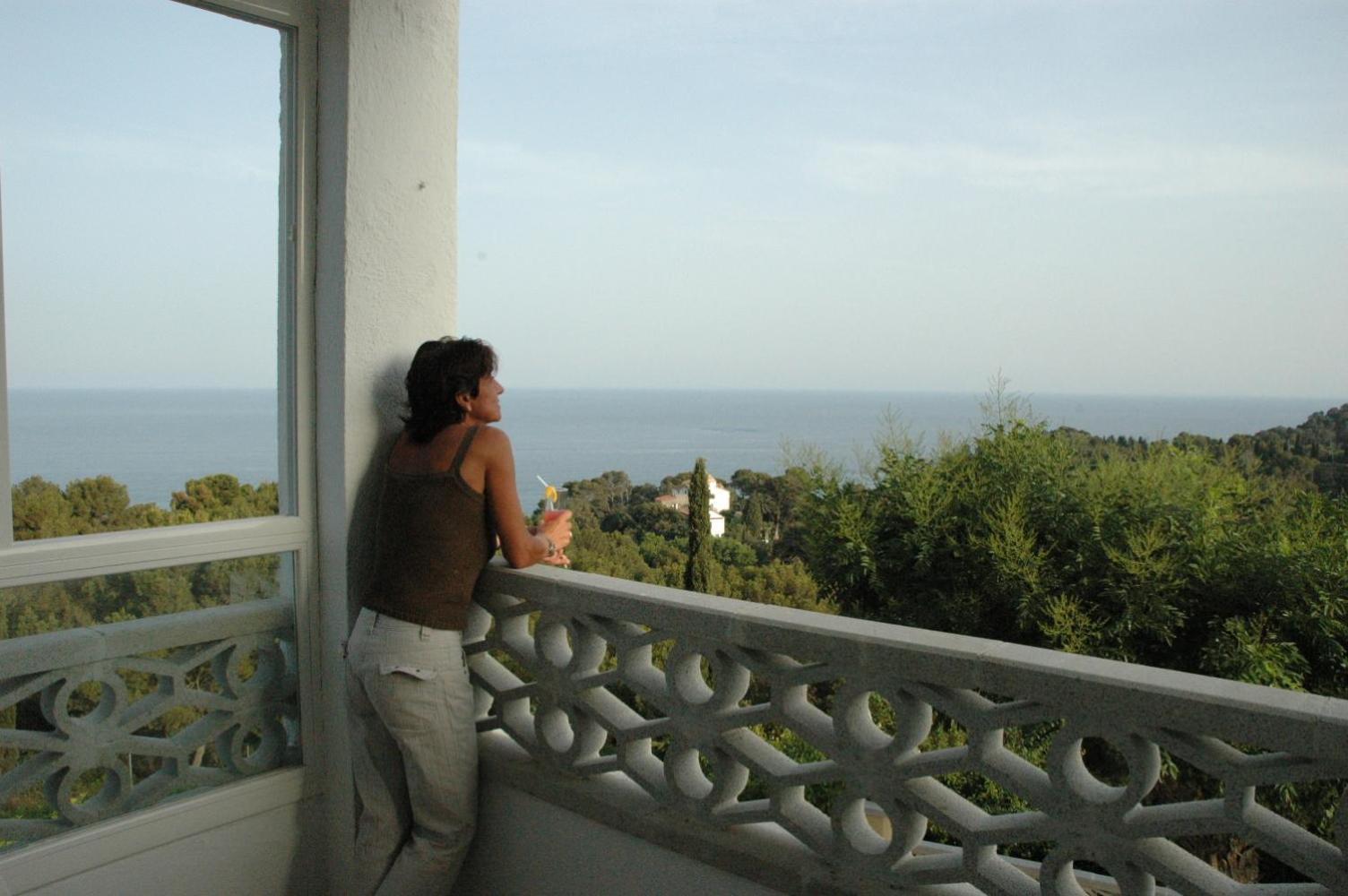 Apartamentos Famara Lloret de Mar Bagian luar foto